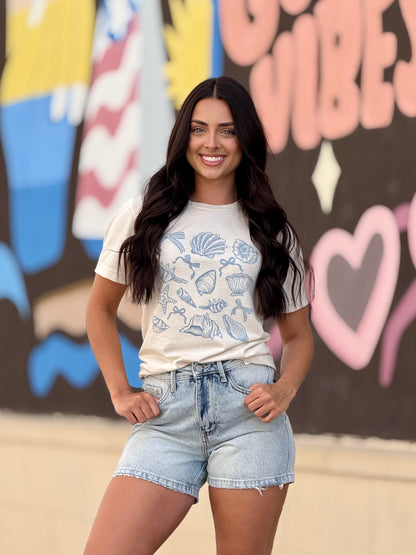 Judy Blue Frayed Summertime Denim Shorts - Reg/Curvy