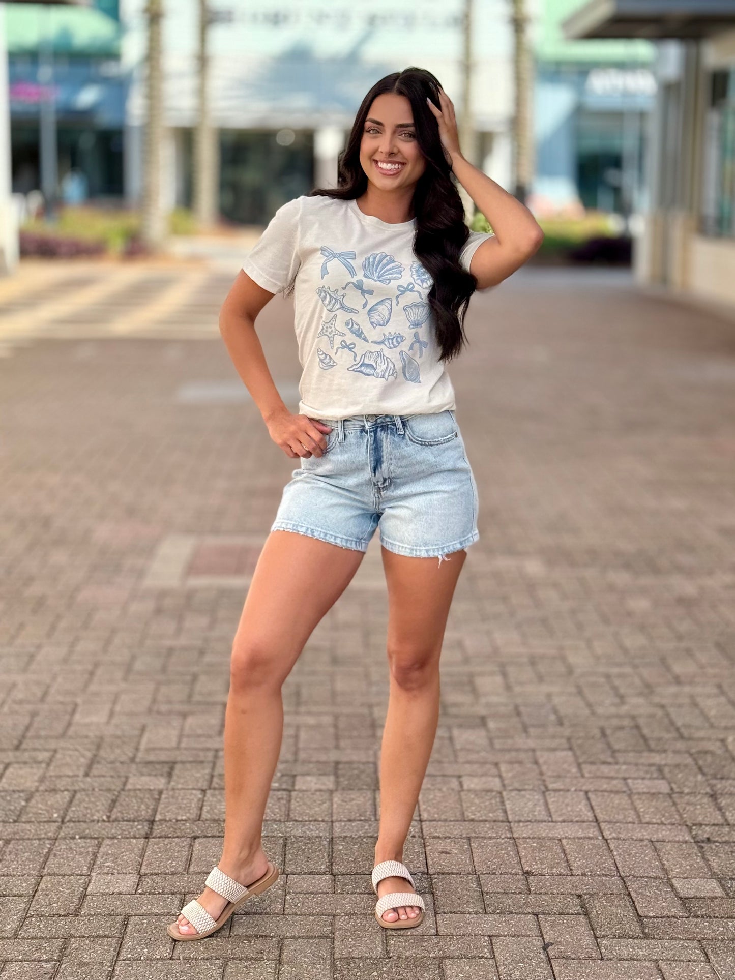Judy Blue Frayed Summertime Denim Shorts - Reg/Curvy